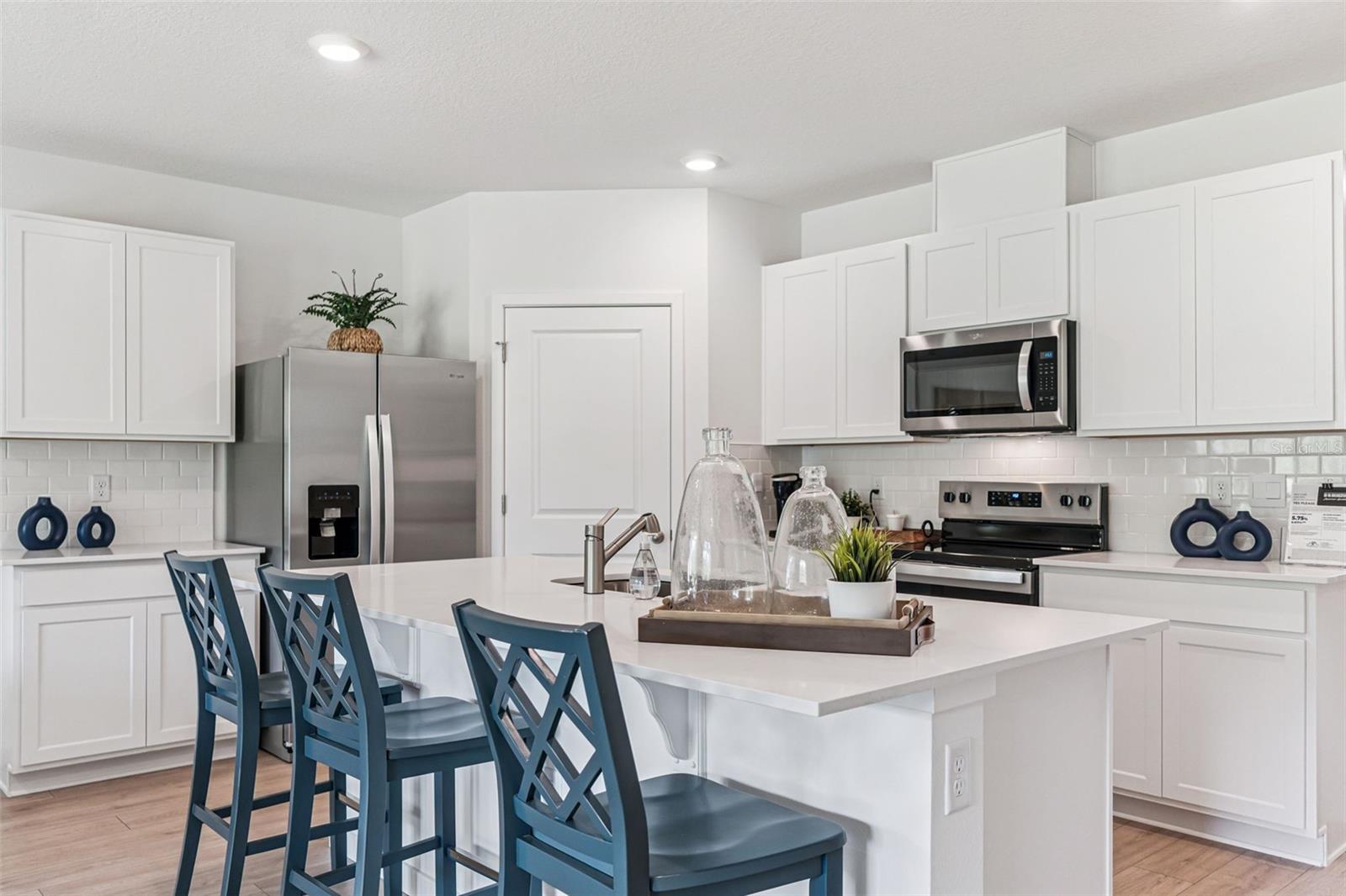 Image 16 of 70 For 2821 House Finch Road