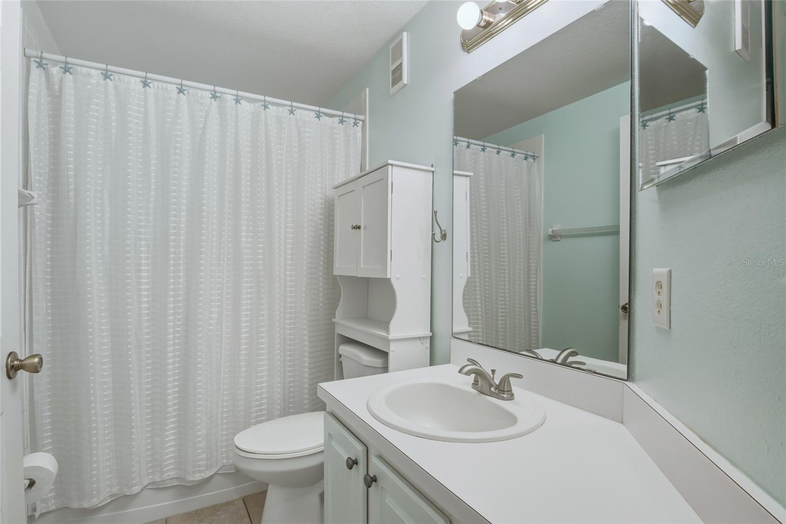 Image 19 of 38 For 570 Cranes Way 140