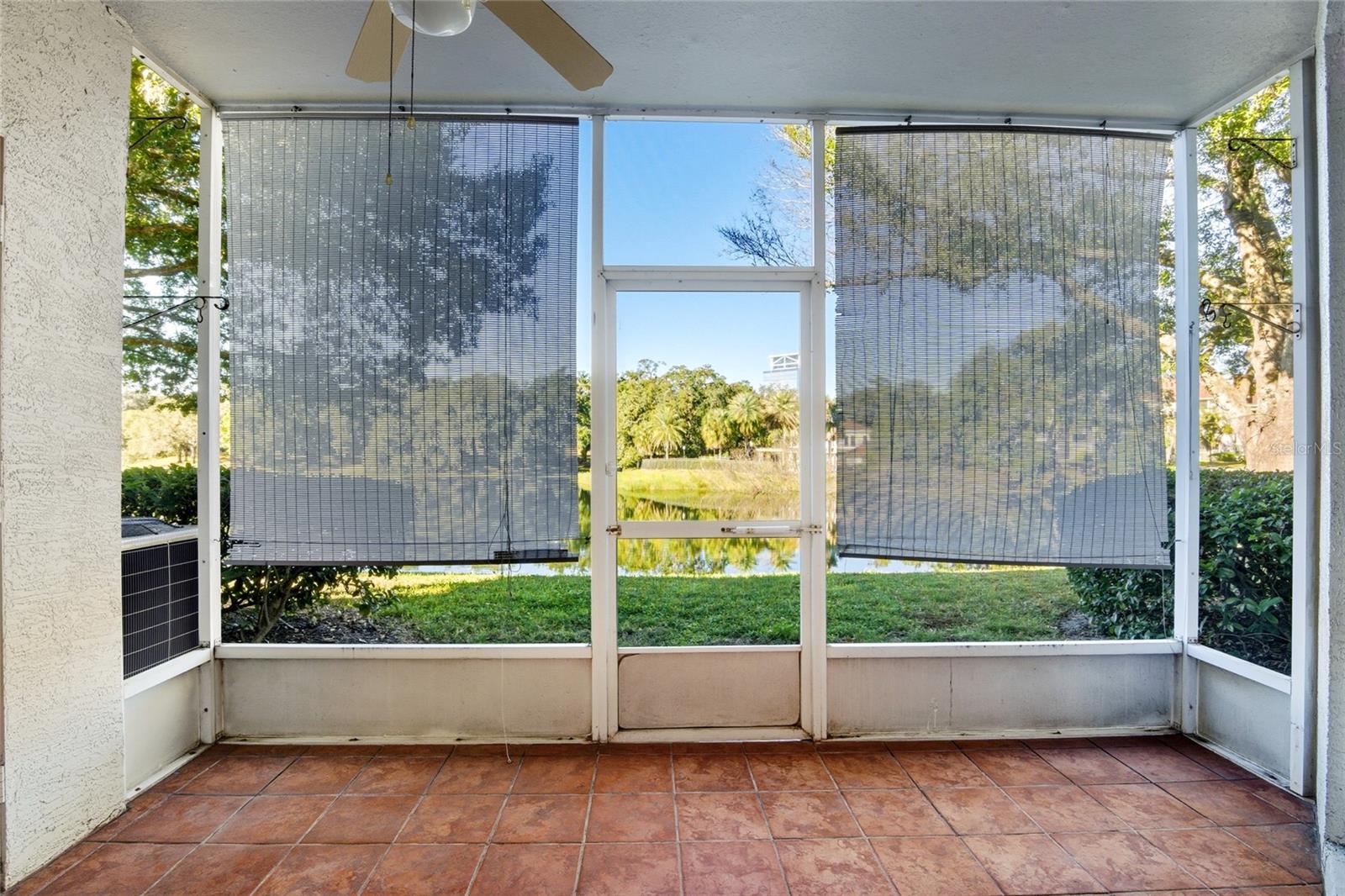 Image 22 of 38 For 570 Cranes Way 140