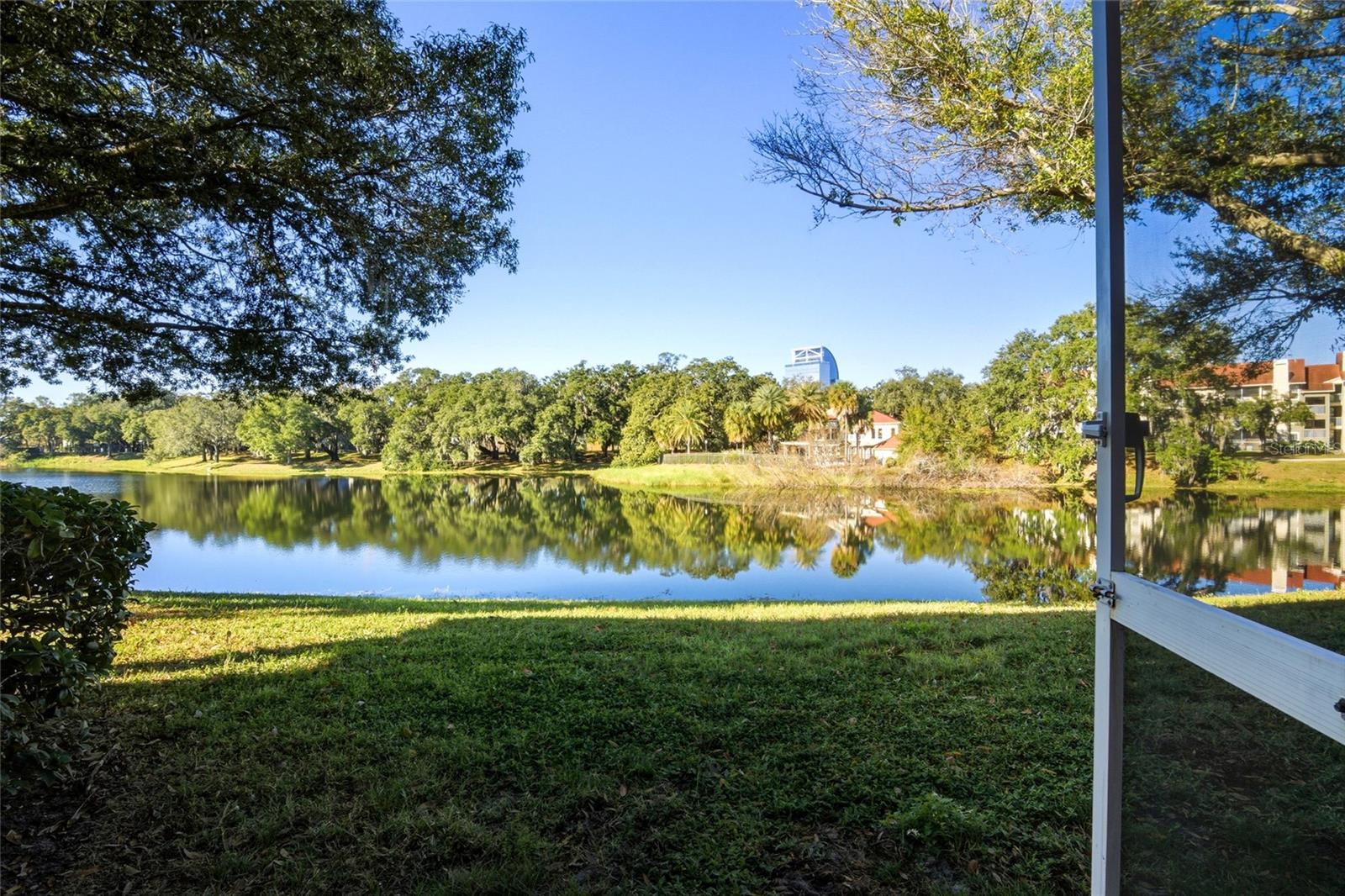 Image 24 of 38 For 570 Cranes Way 140