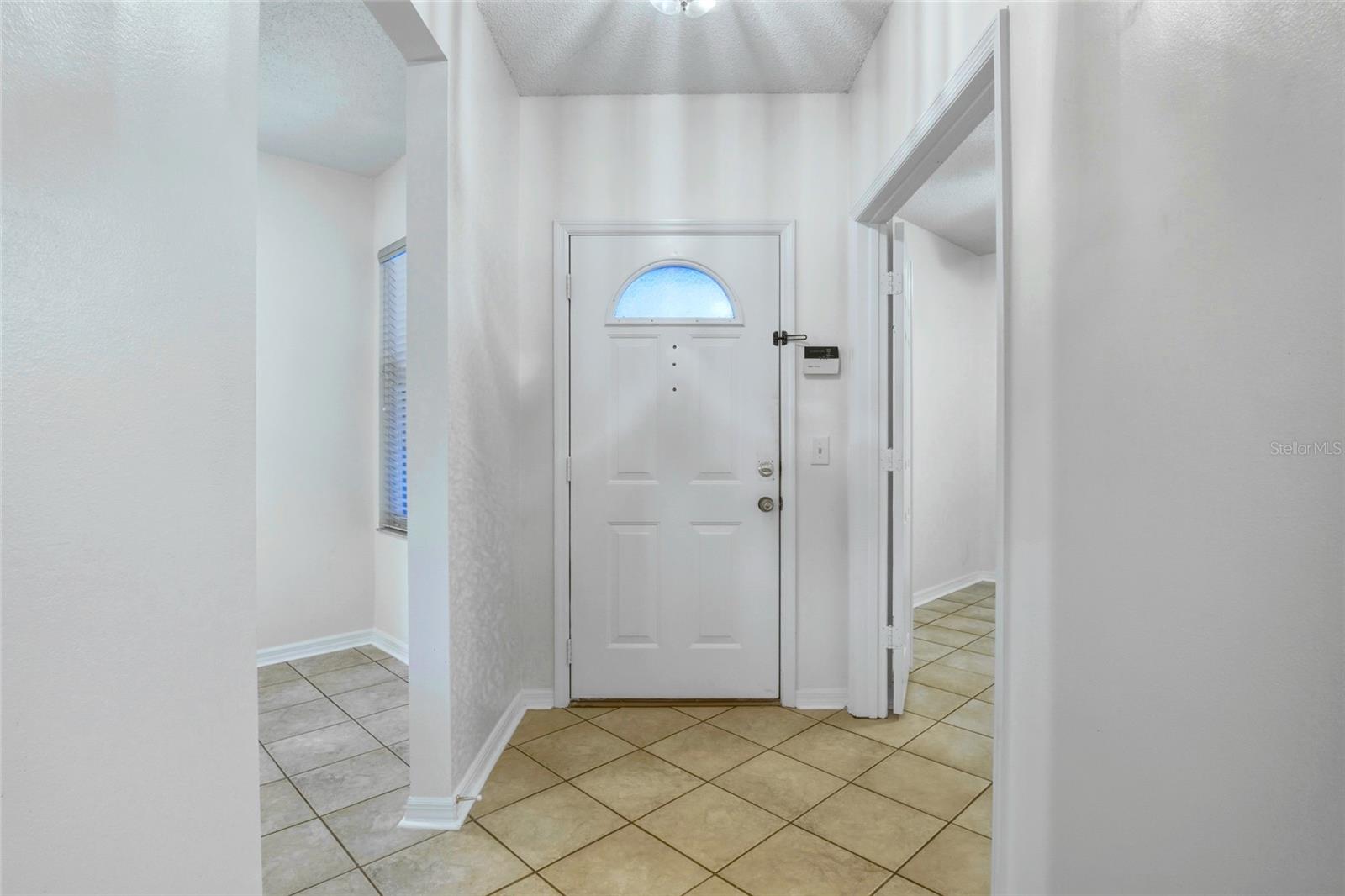 Image 3 of 38 For 570 Cranes Way 140