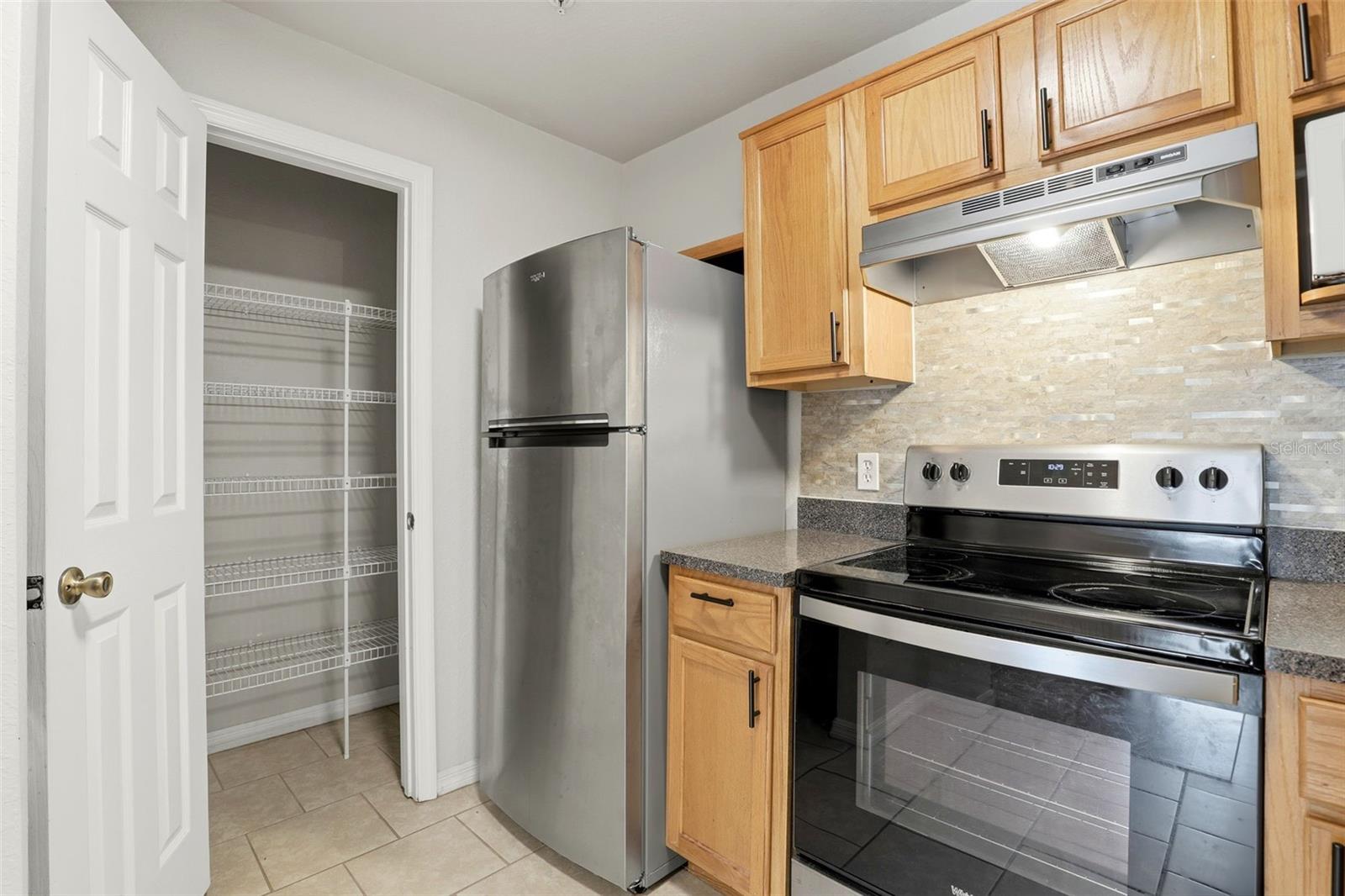 Image 13 of 28 For 5526 Pga Boulevard Nw 4937