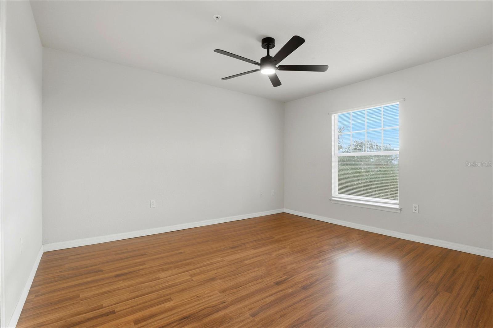 Image 16 of 28 For 5526 Pga Boulevard Nw 4937