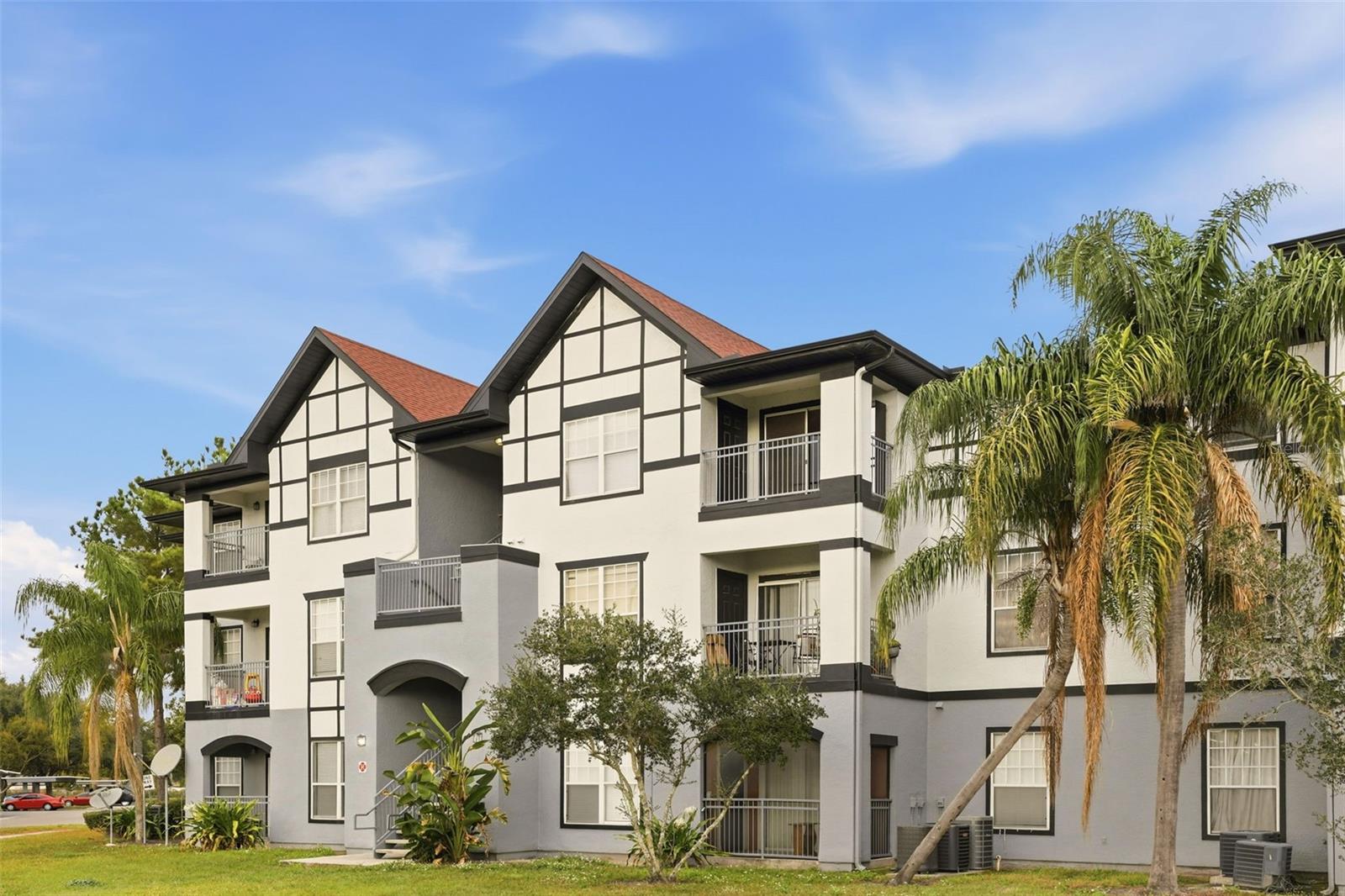 Image 3 of 28 For 5526 Pga Boulevard Nw 4937