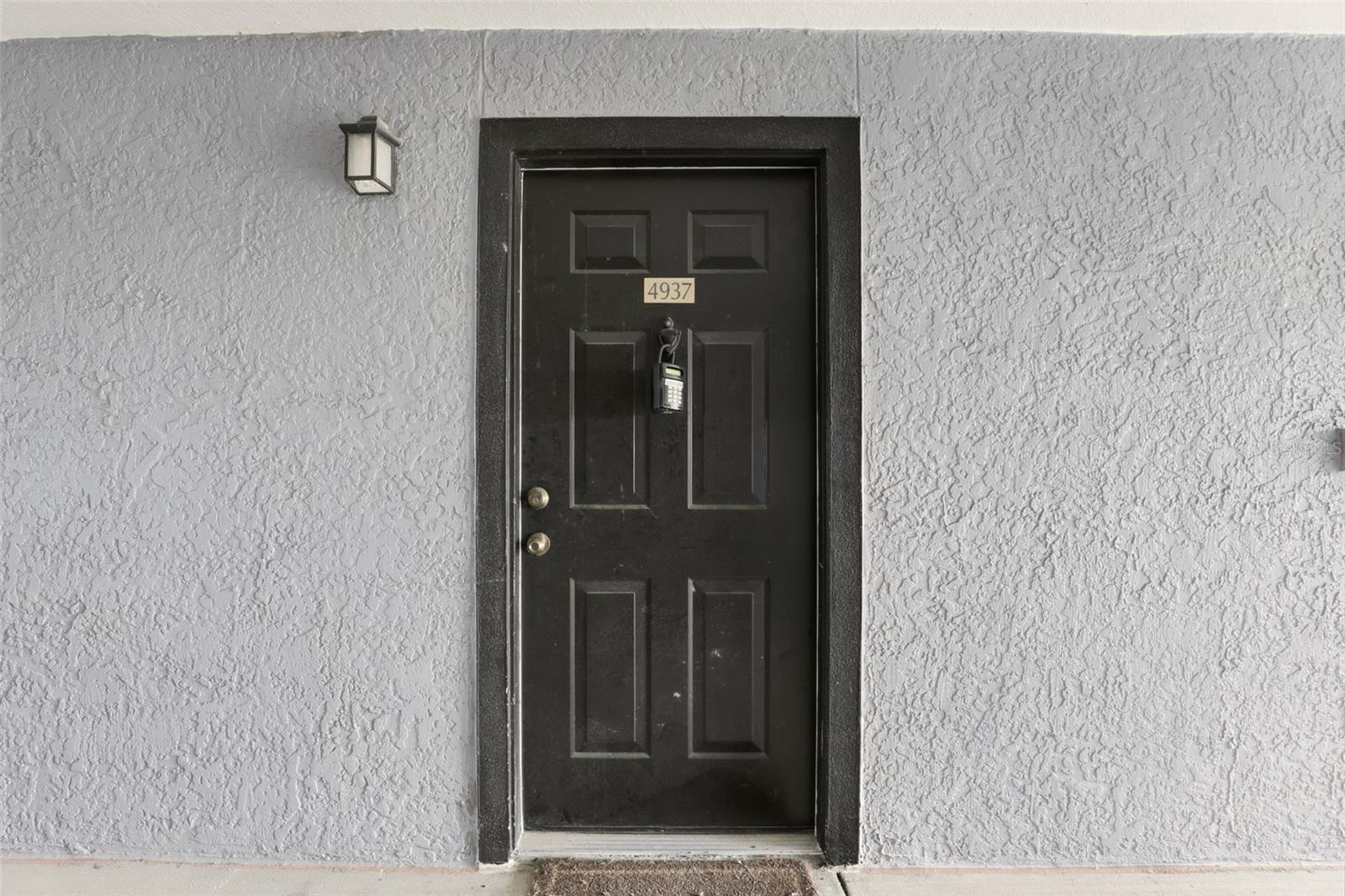 Image 4 of 28 For 5526 Pga Boulevard Nw 4937