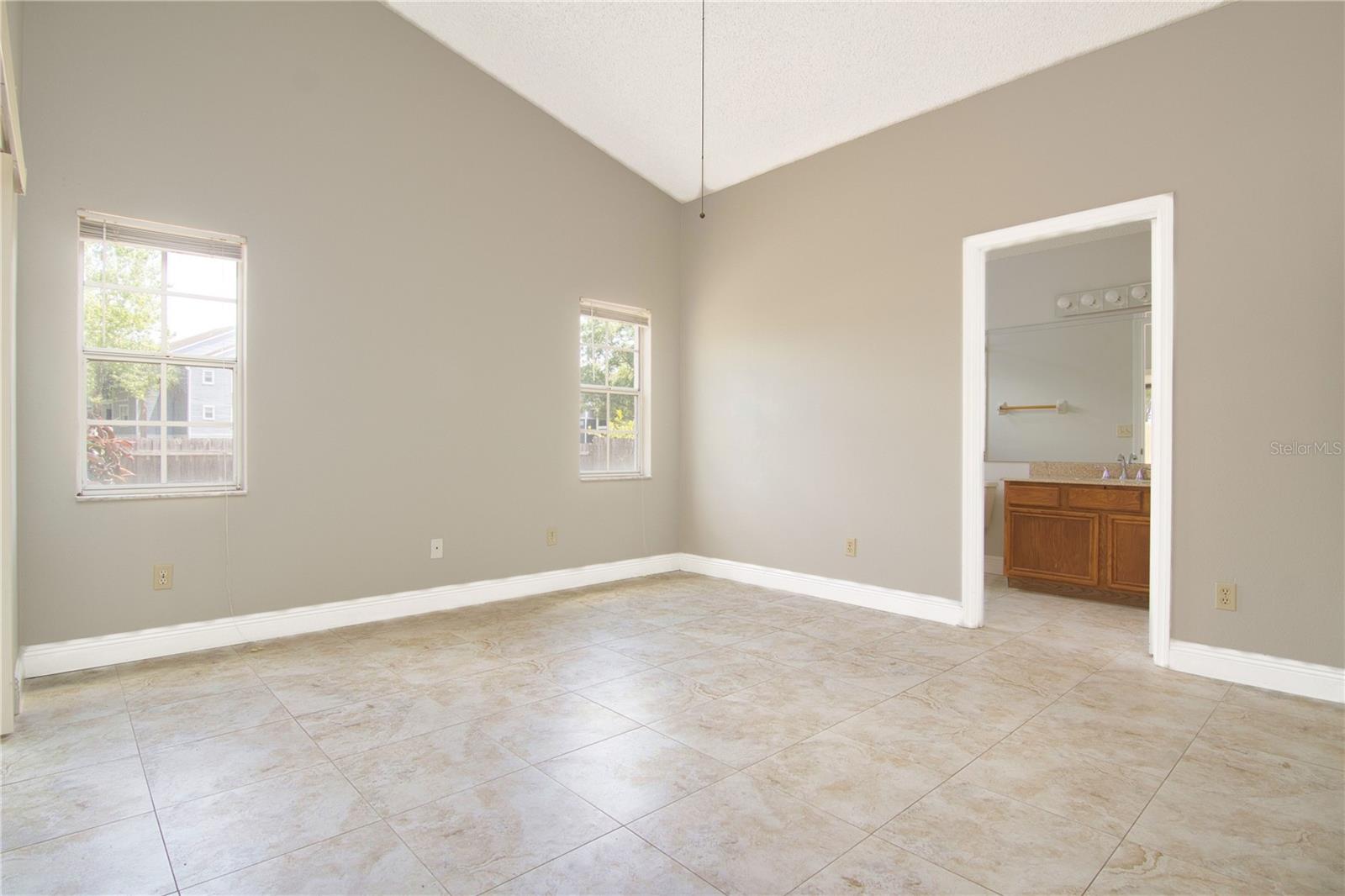 Image 12 of 18 For 4521 Bridgeton Lane