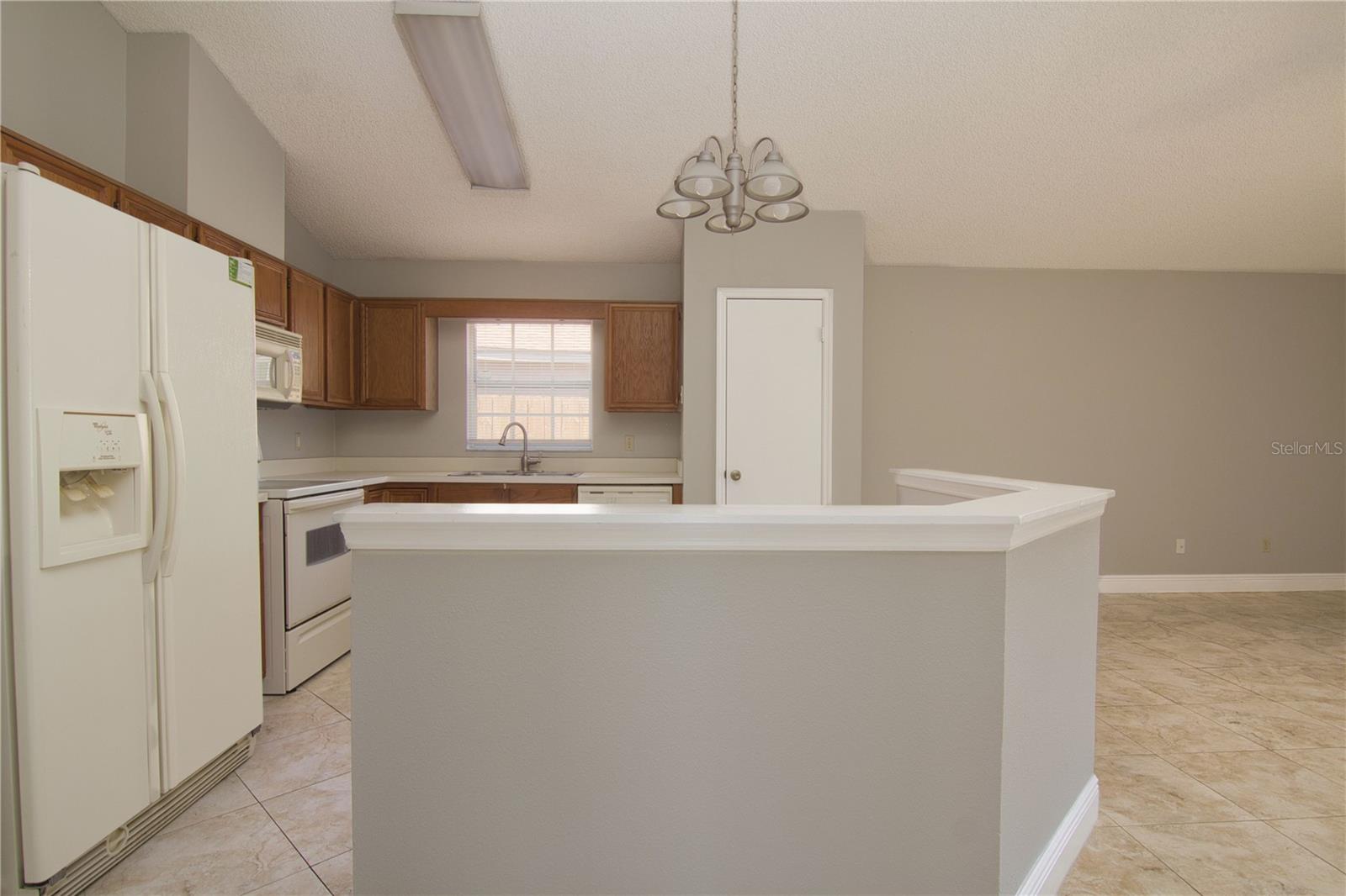 Image 9 of 18 For 4521 Bridgeton Lane