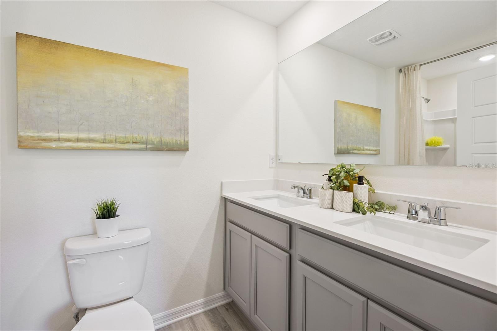 Image 17 of 27 For 174 Bullfrog