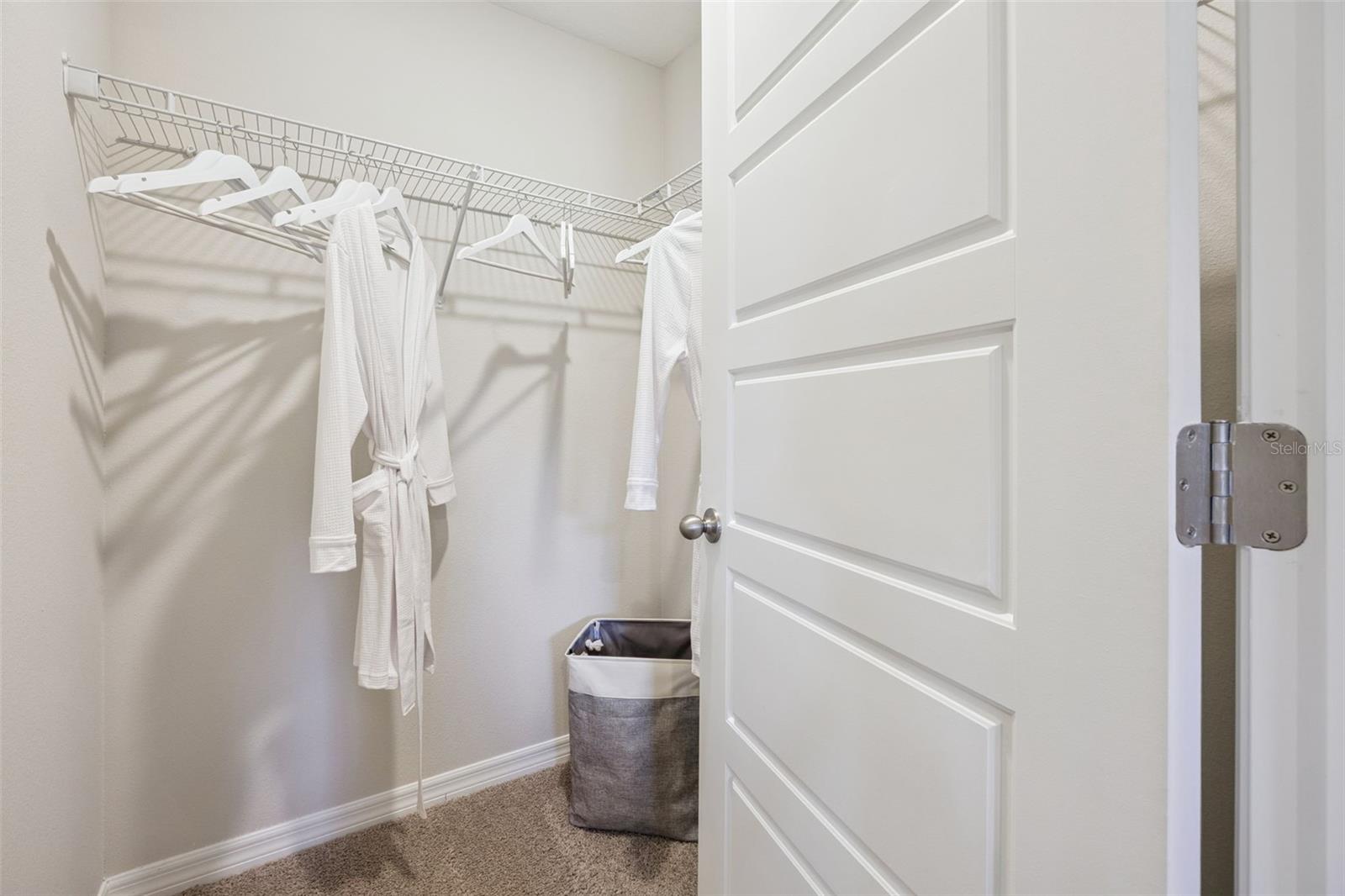 Image 20 of 27 For 174 Bullfrog