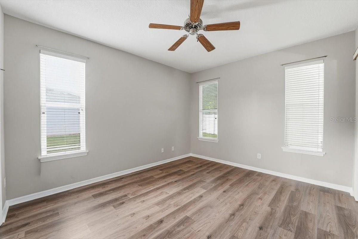 Image 6 of 13 For 182 Chippendale Terrace