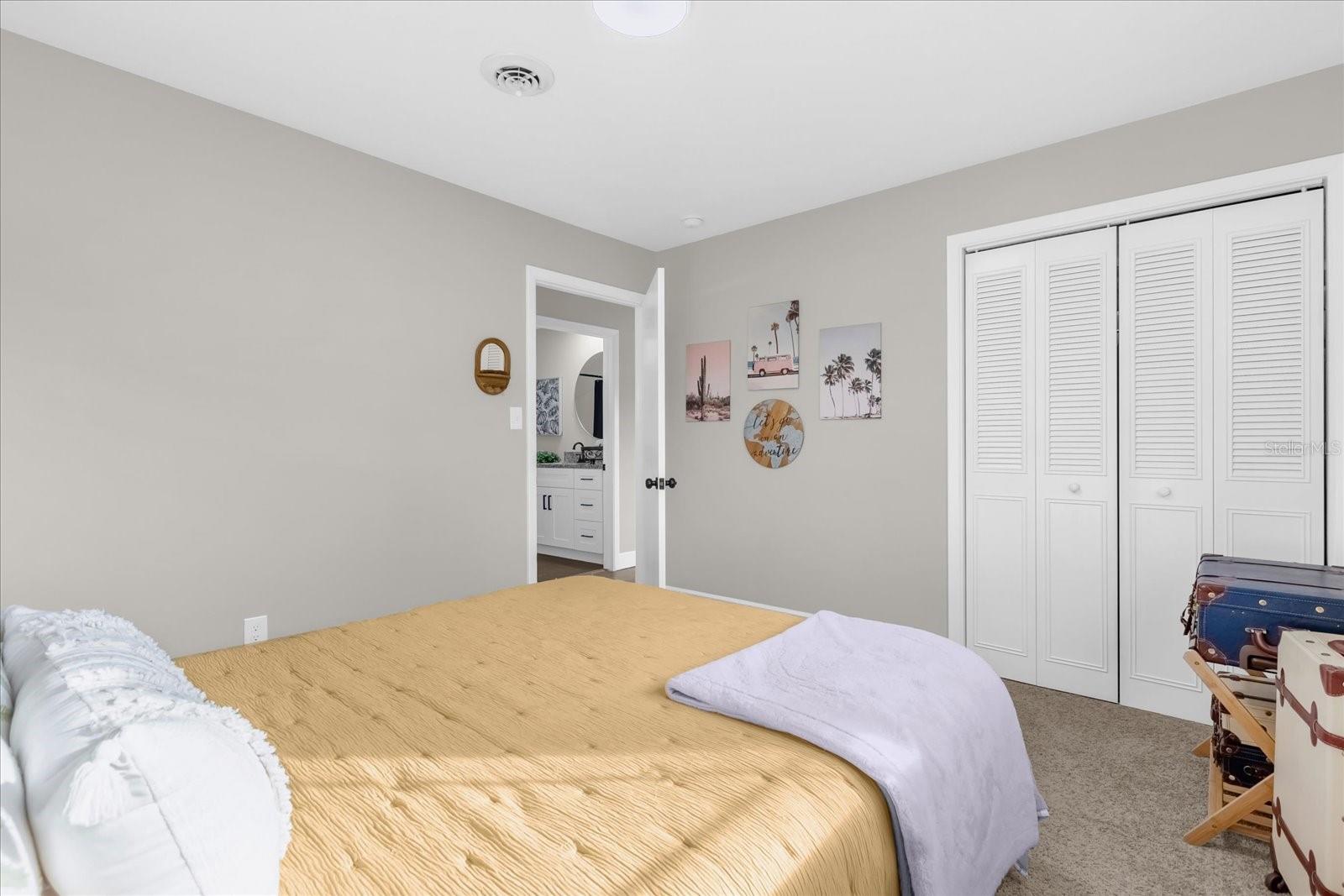 Image 23 of 33 For 806 Arlington Boulevard