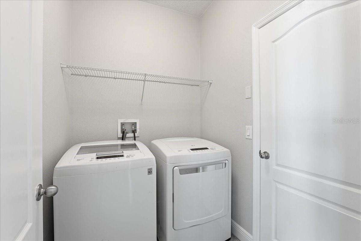 Image 12 of 14 For 11007 Inside Loop