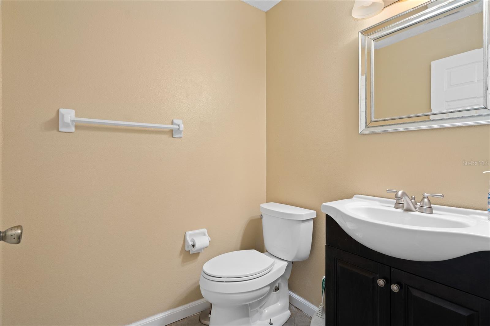 Image 17 of 39 For 6010 Mountel Court