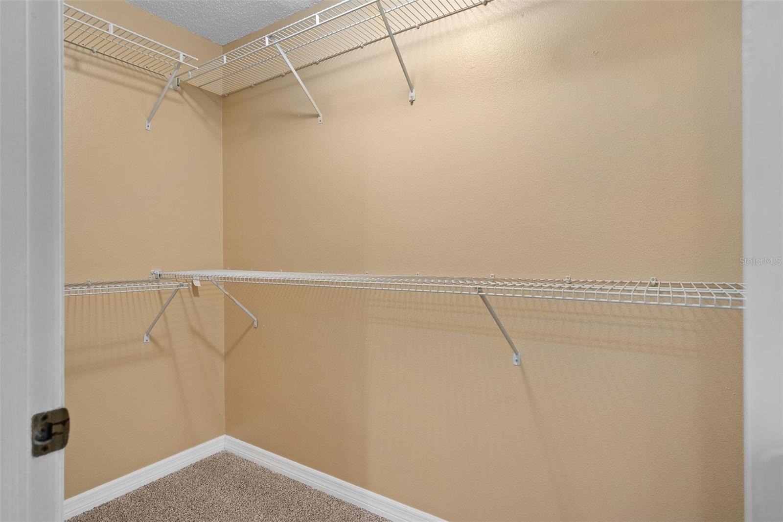 Image 24 of 39 For 6010 Mountel Court