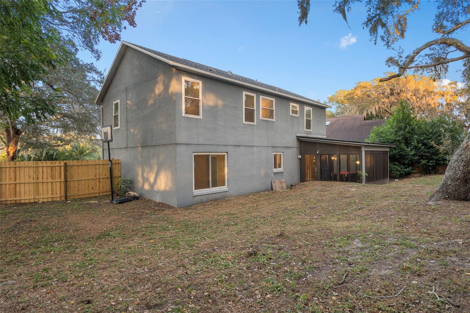 Image 32 of 39 For 6010 Mountel Court