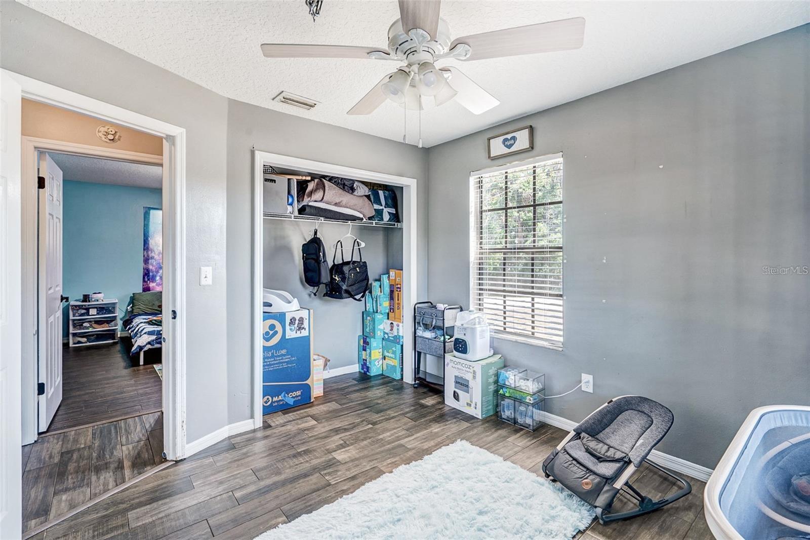 Image 20 of 32 For 17411 Hillside Drive