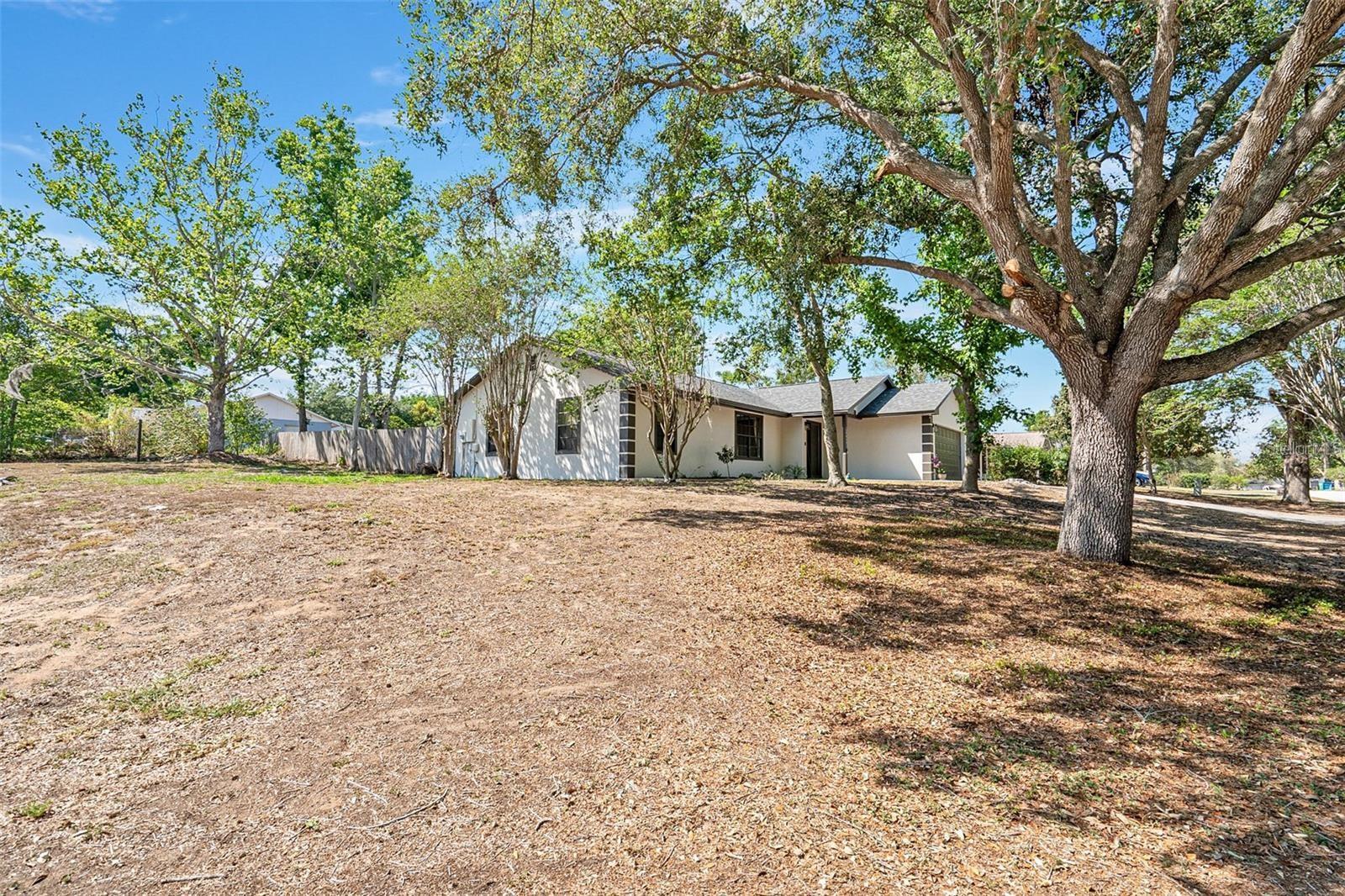 Image 4 of 32 For 17411 Hillside Drive