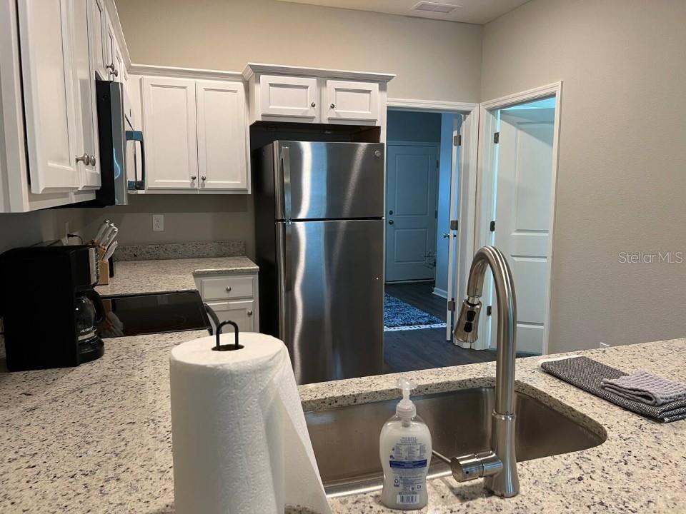 Image 5 of 21 For 2282 Del Carmel Way 14