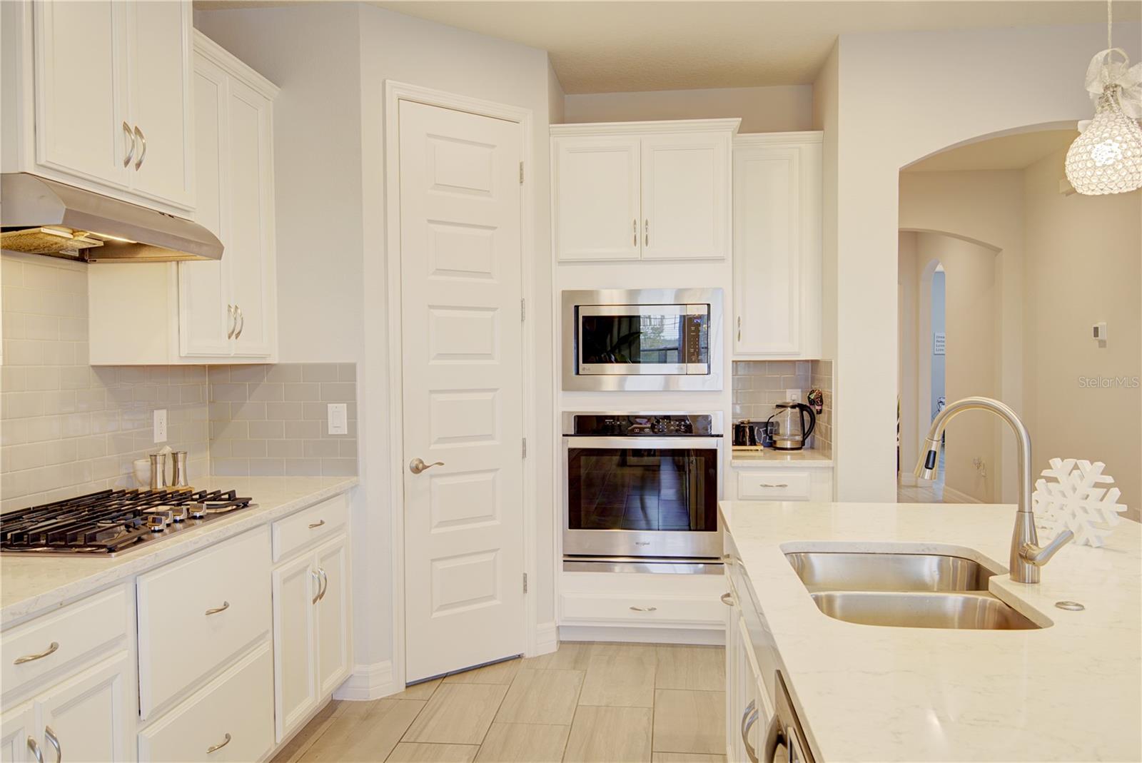 Image 11 of 61 For 1132 Wood Dale Circle