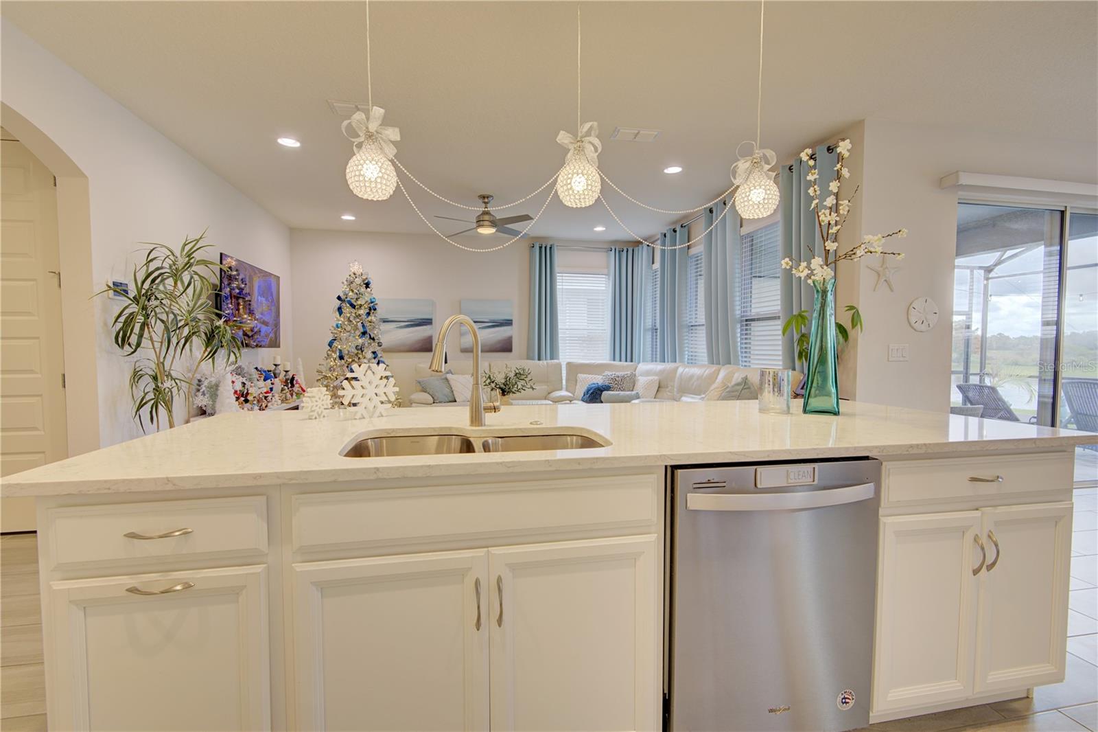 Image 18 of 61 For 1132 Wood Dale Circle