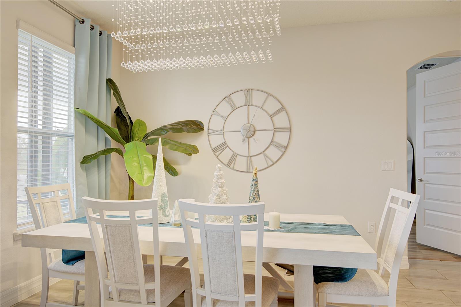 Image 22 of 61 For 1132 Wood Dale Circle