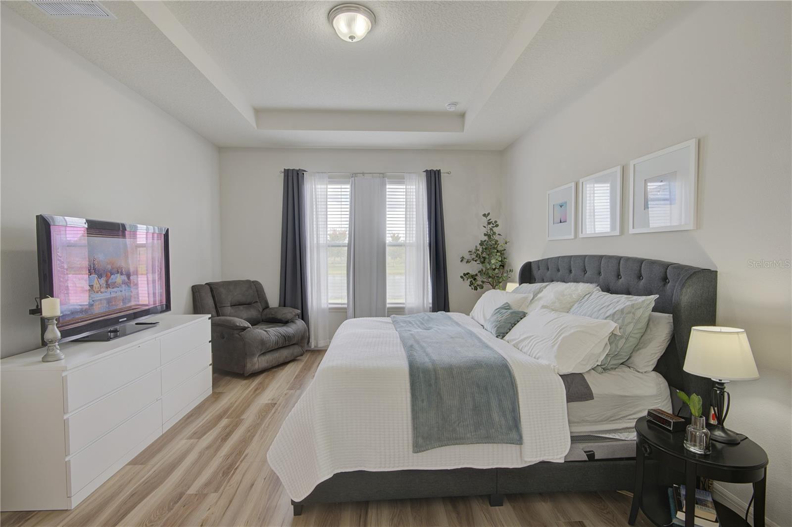 Image 23 of 61 For 1132 Wood Dale Circle