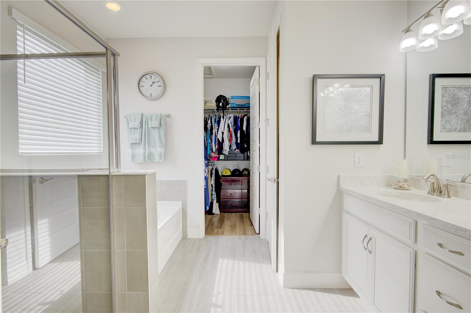 Image 28 of 61 For 1132 Wood Dale Circle