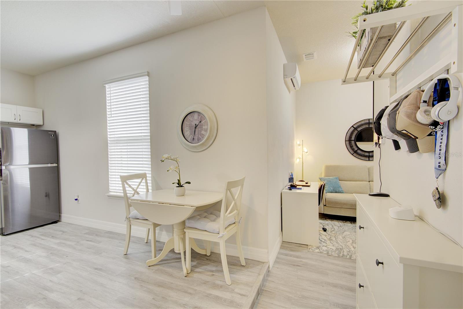 Image 41 of 61 For 1132 Wood Dale Circle