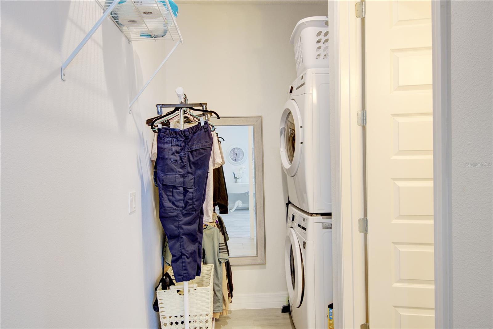 Image 46 of 61 For 1132 Wood Dale Circle