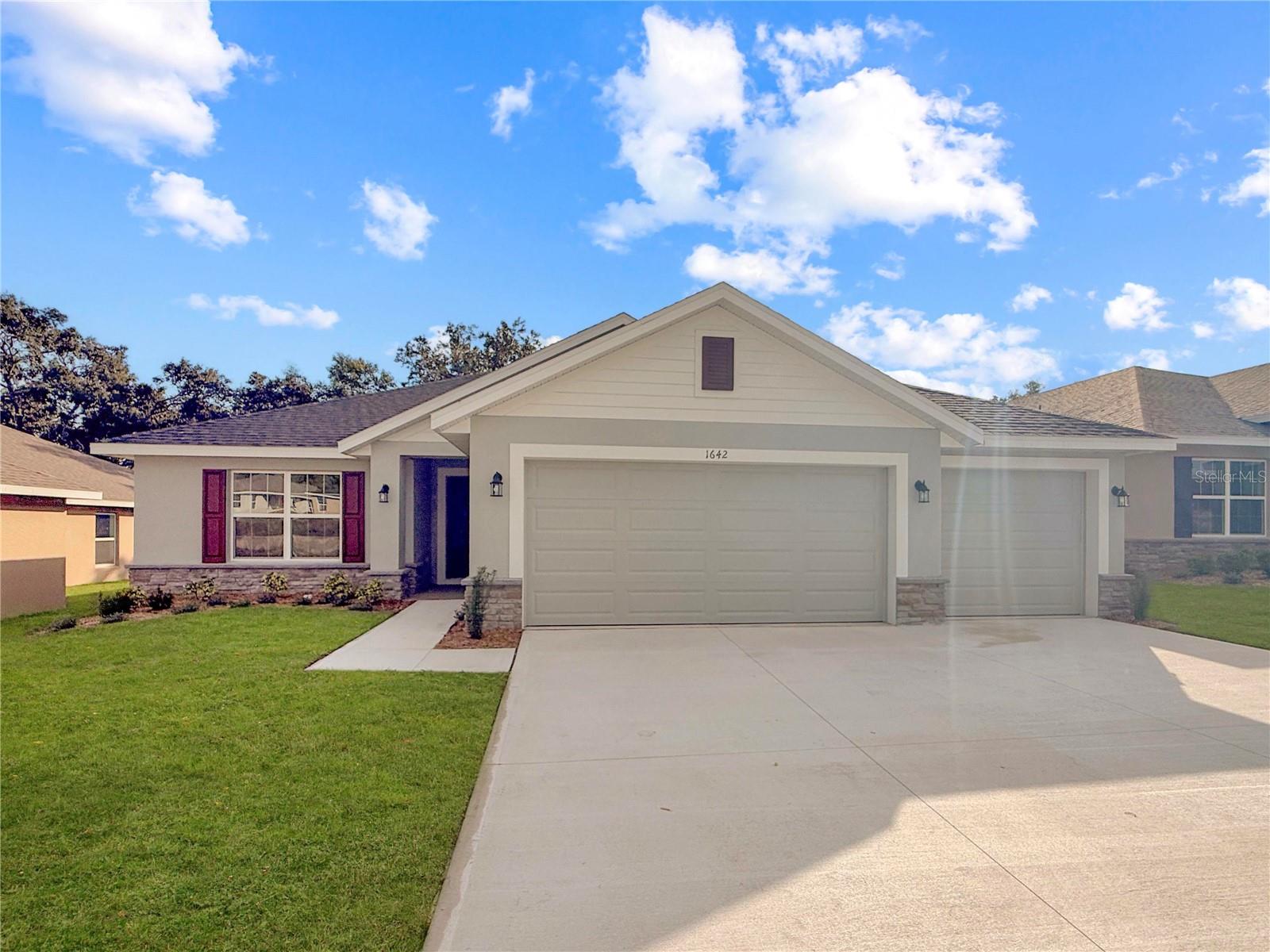 Listing Details for 1642 Ann Rose Way, LEESBURG, FL 34748