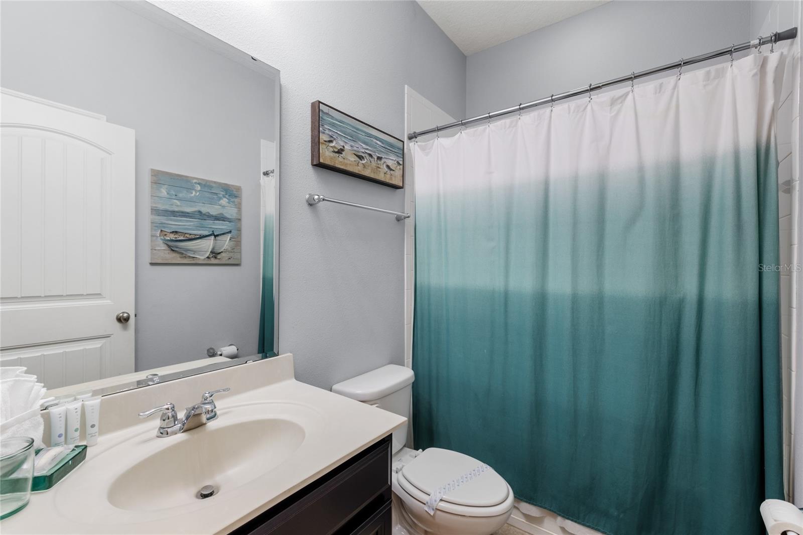 Image 20 of 63 For 5376 Oakbourne Avenue