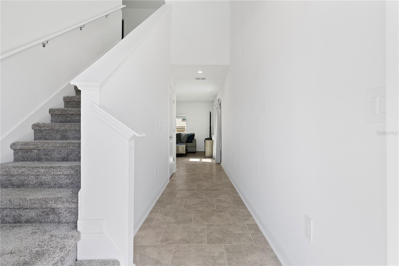 Image 13 of 47 For 1179 Tyler Loop