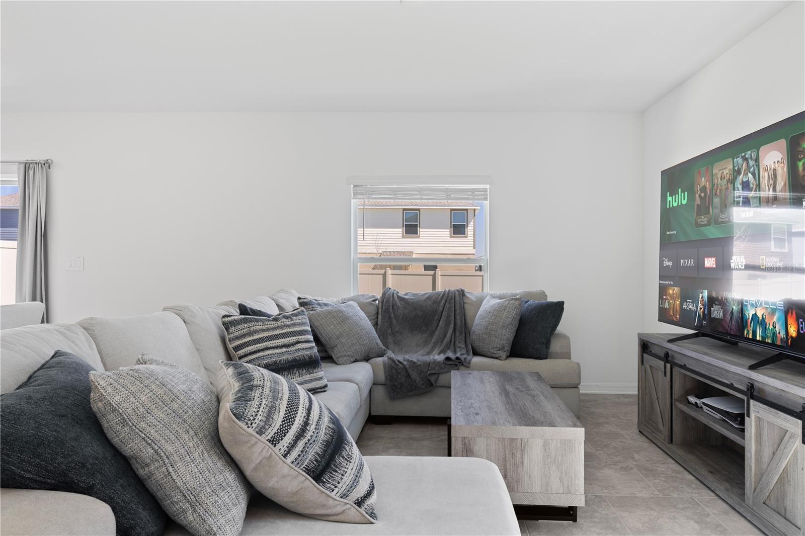 Image 20 of 47 For 1179 Tyler Loop