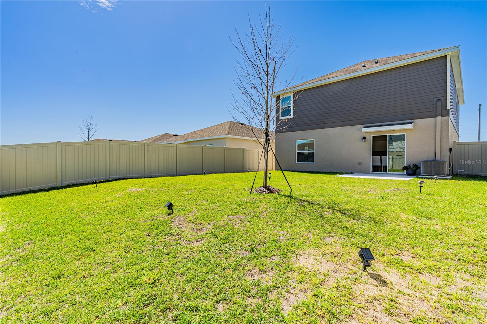 Image 23 of 47 For 1179 Tyler Loop