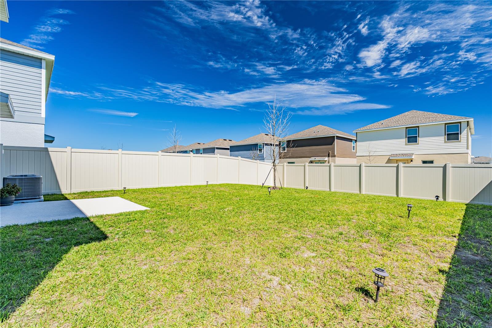 Image 25 of 47 For 1179 Tyler Loop