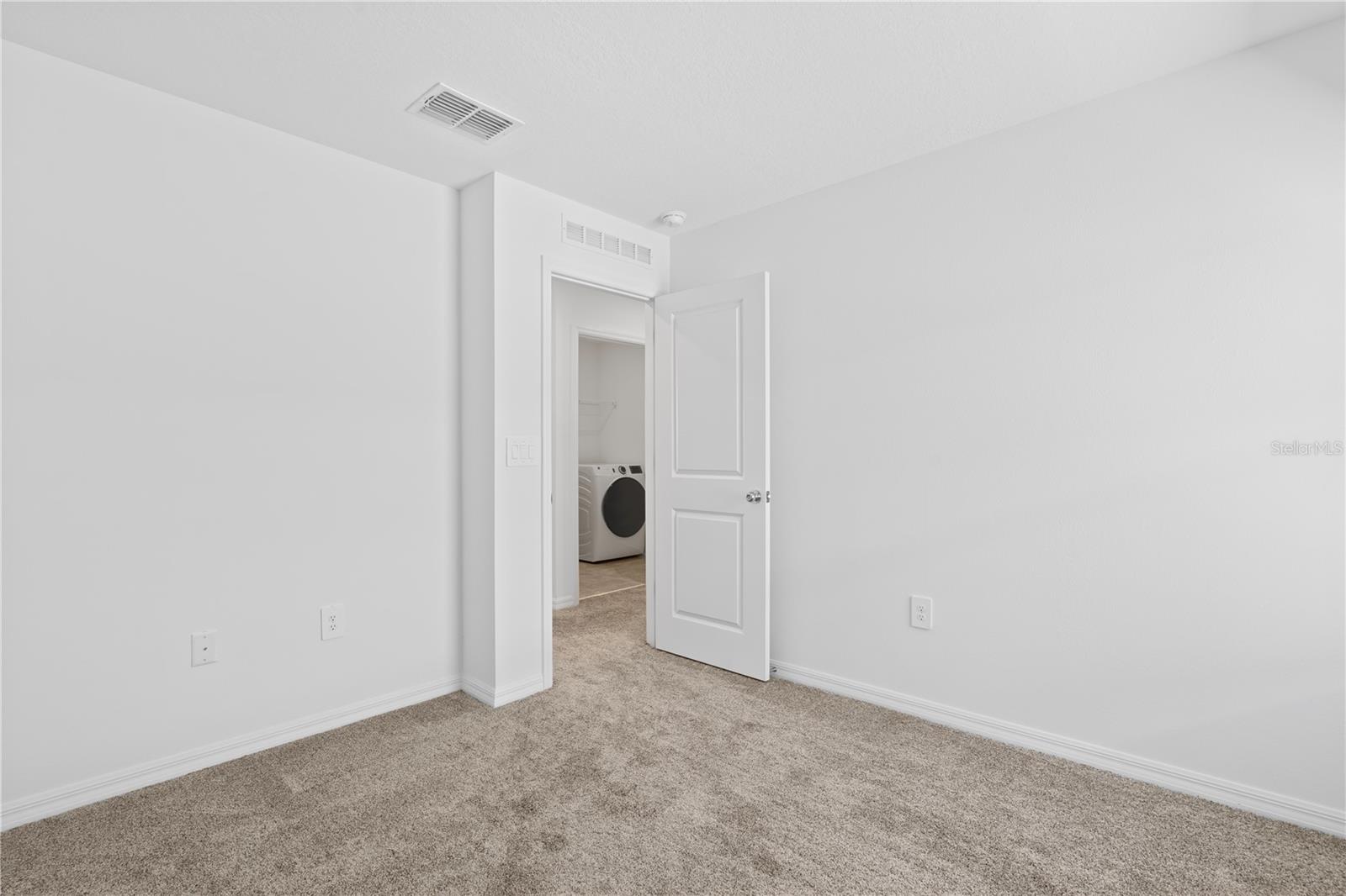 Image 7 of 47 For 1179 Tyler Loop