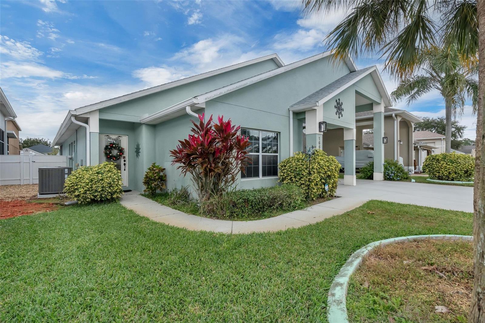 Image 32 of 55 For 16627 Citrus Parkway