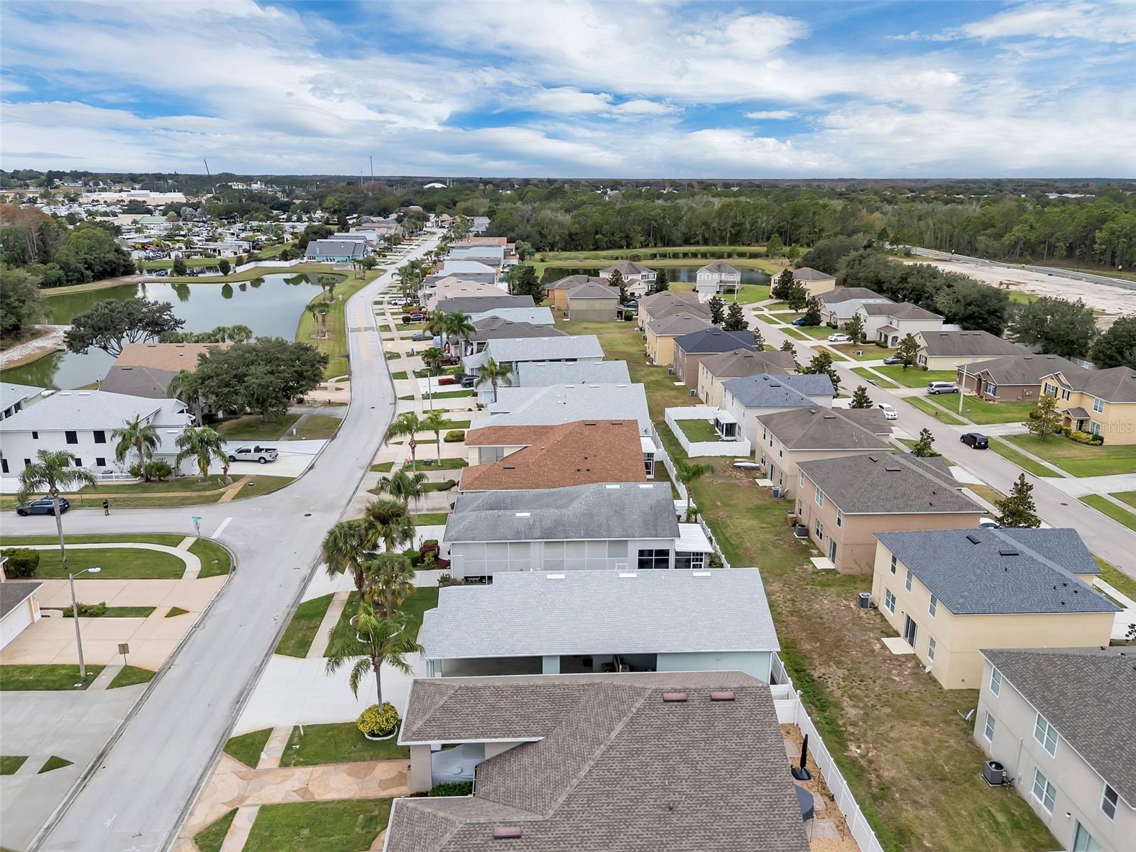 Image 39 of 55 For 16627 Citrus Parkway