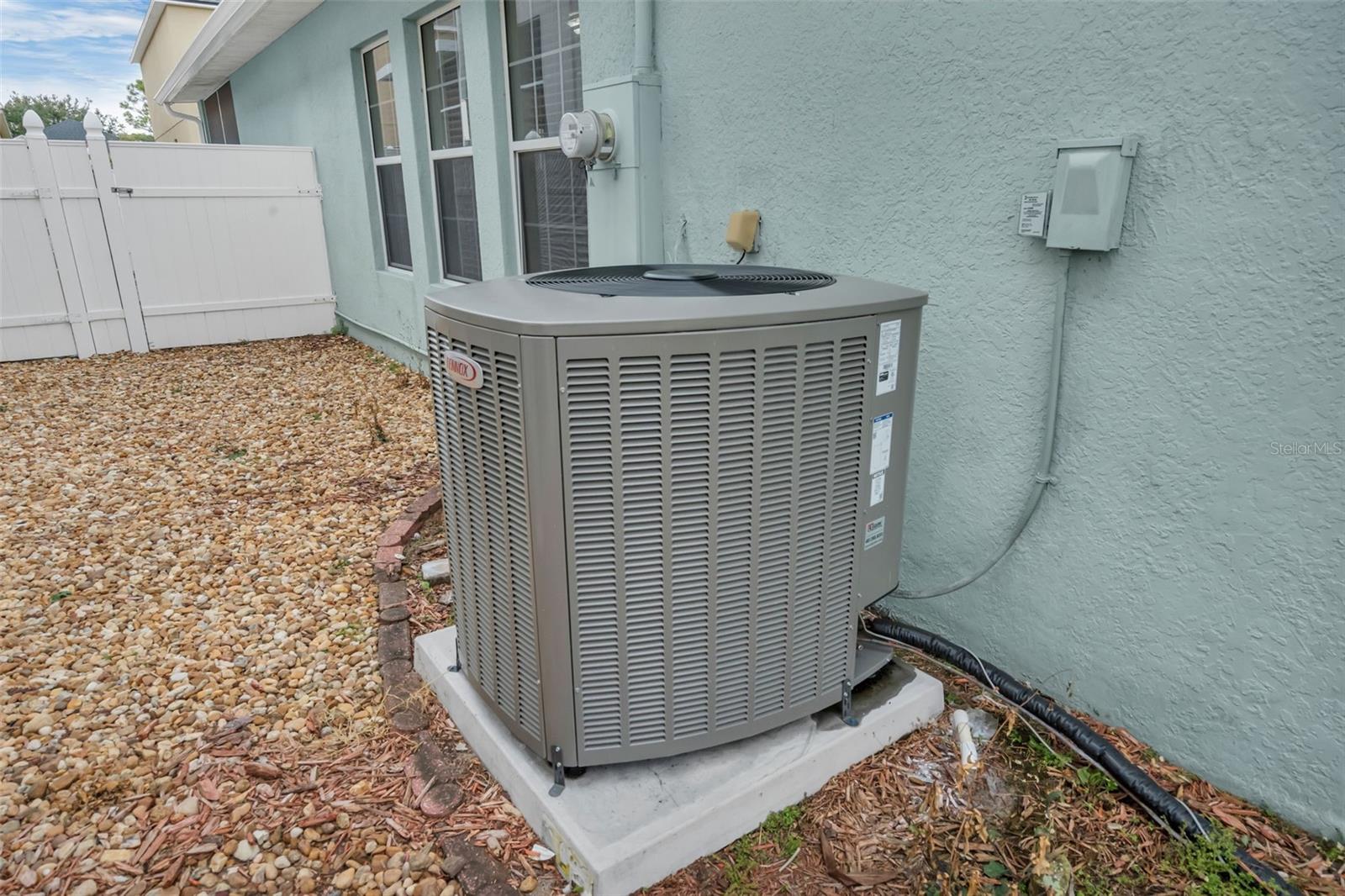 Image 48 of 55 For 16627 Citrus Parkway