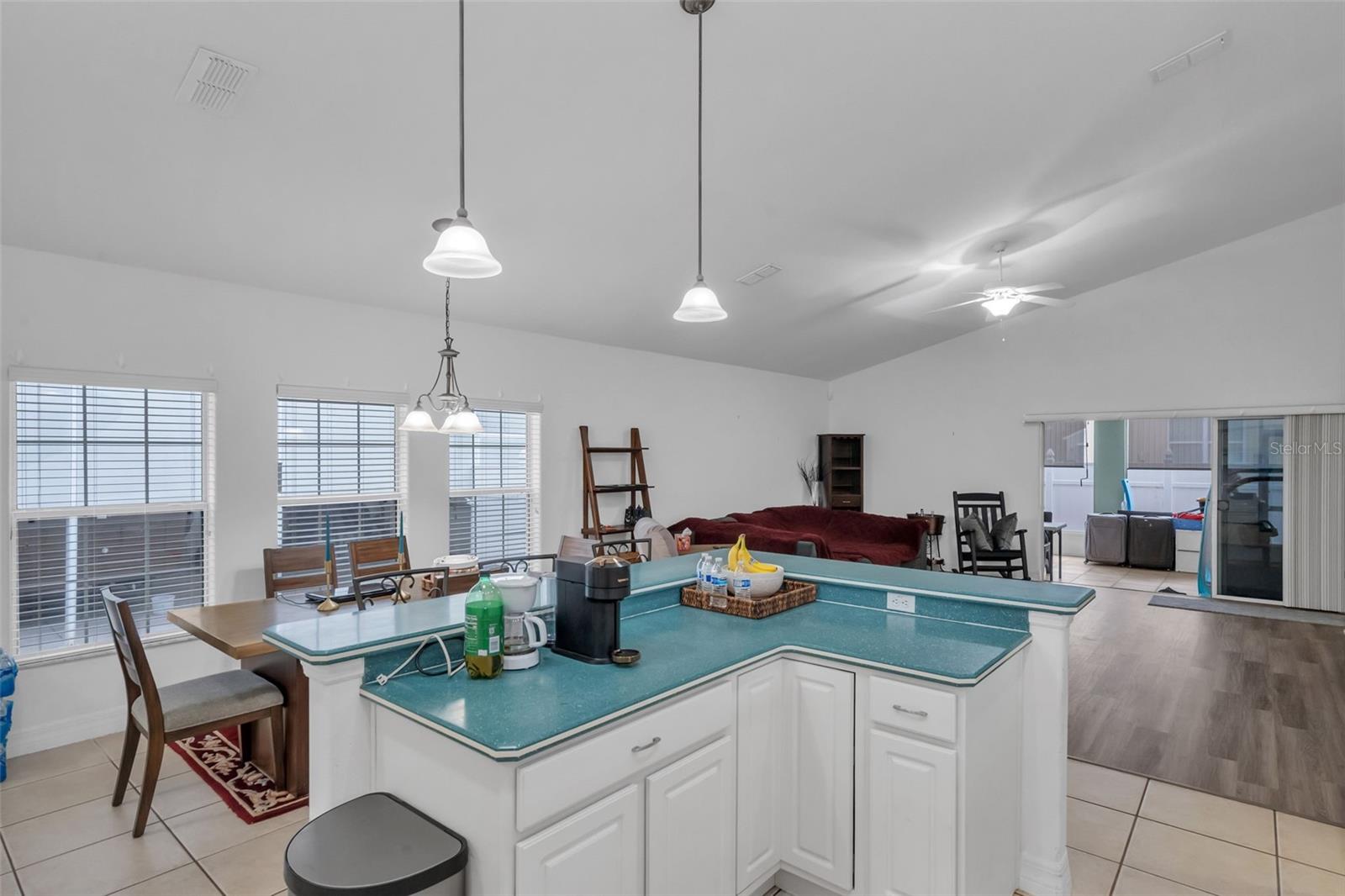 Image 8 of 55 For 16627 Citrus Parkway