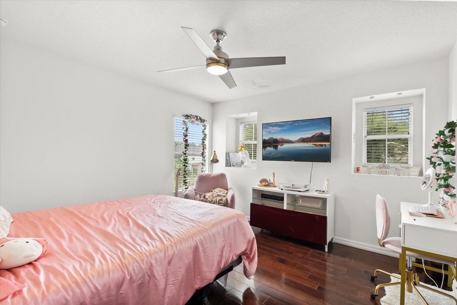 Image 26 of 51 For 10148 Malpas Point