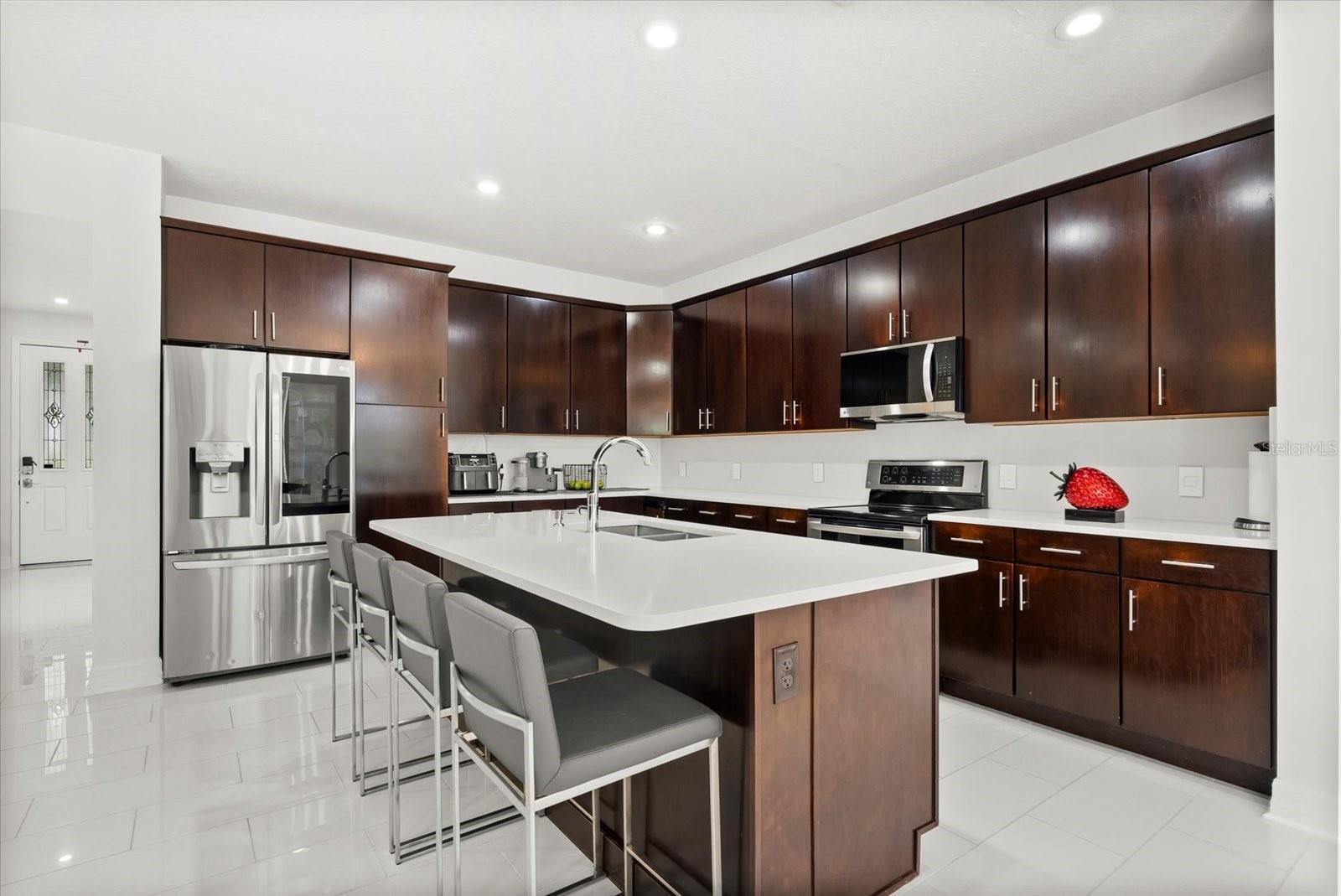 Image 31 of 51 For 10148 Malpas Point