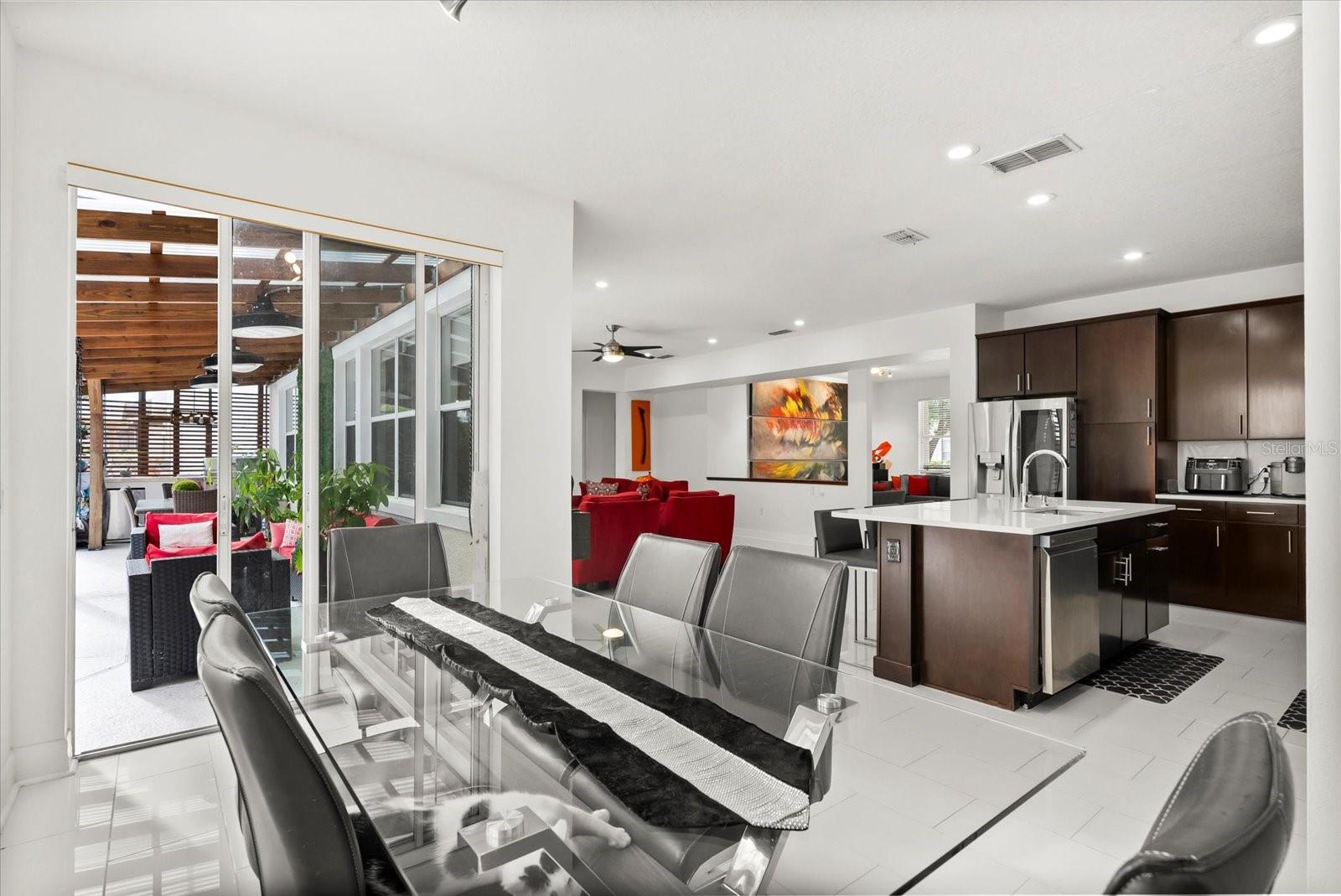 Image 33 of 51 For 10148 Malpas Point