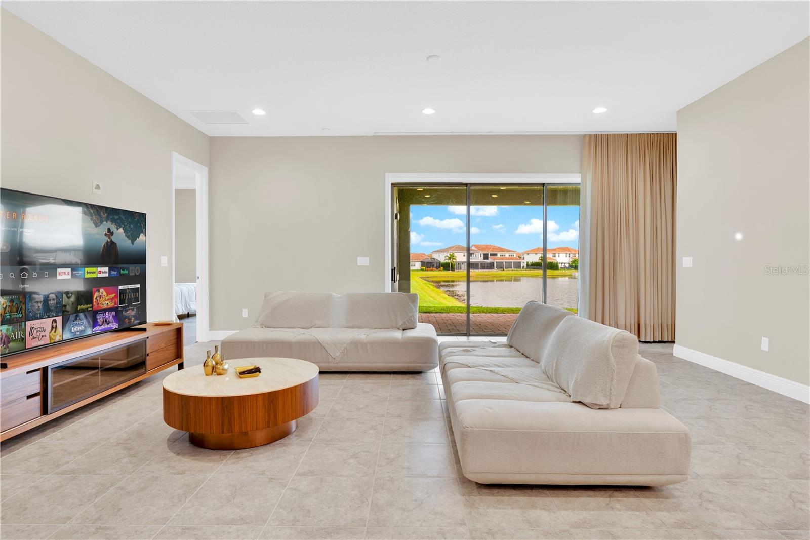 Image 13 of 40 For 13333 Oakenshaw Lane