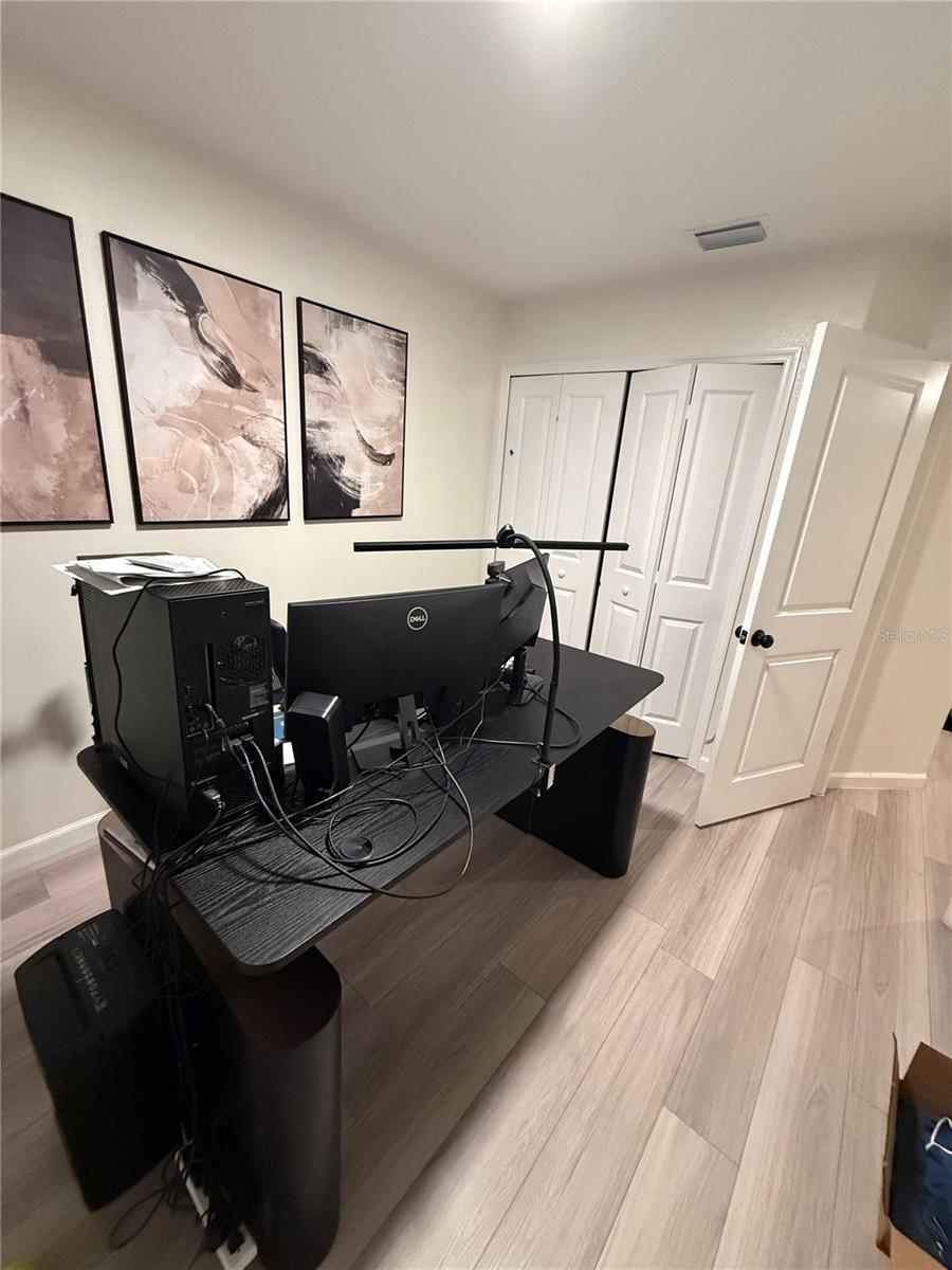 Image 11 of 23 For 14722 Outfitter Street