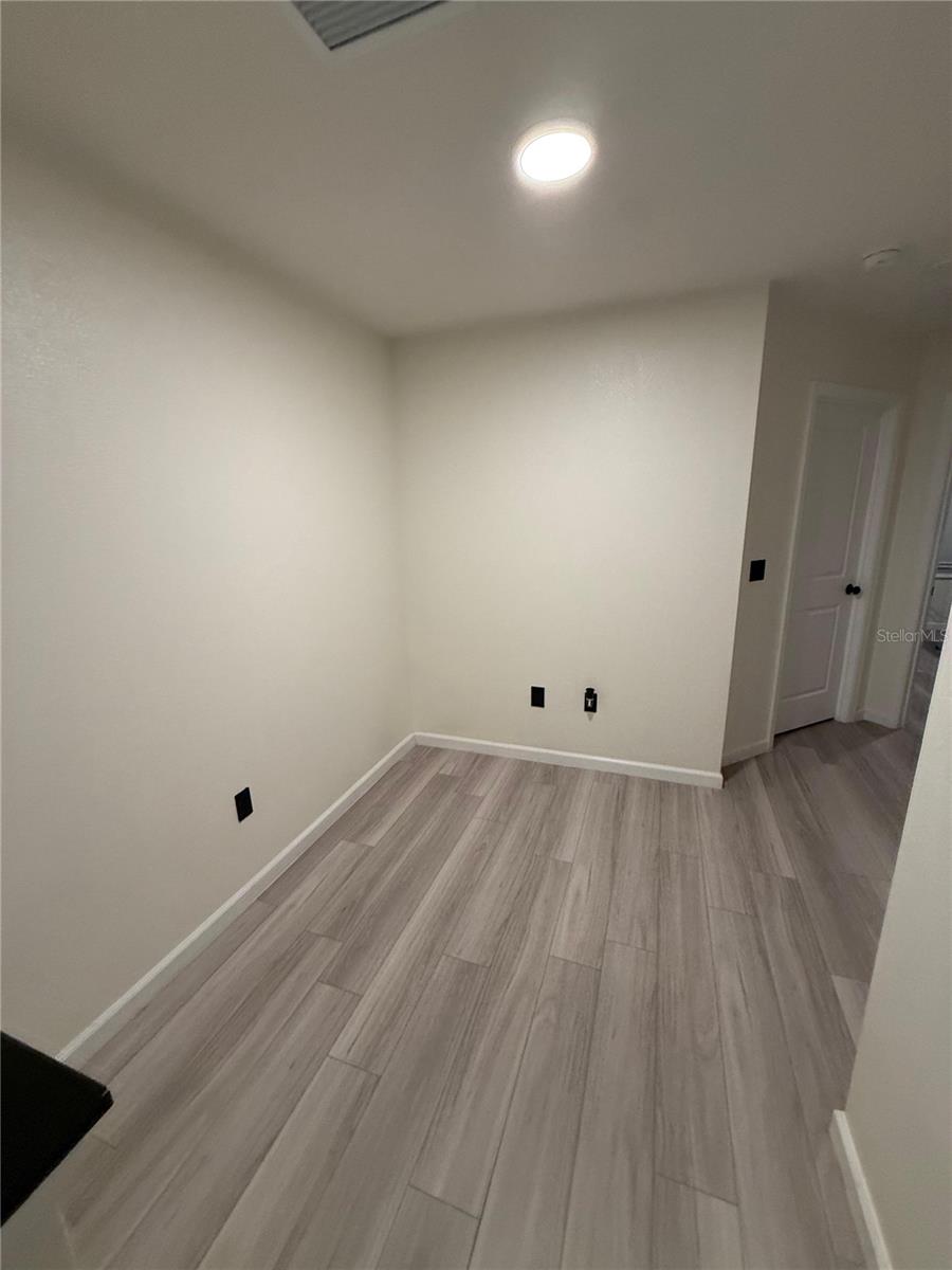 Image 12 of 23 For 14722 Outfitter Street