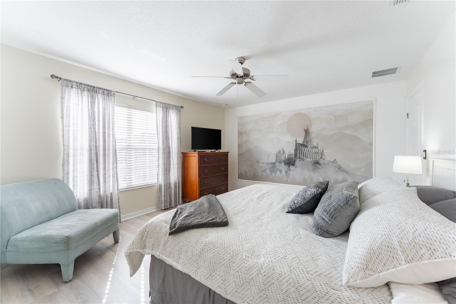 Image 2 of 67 For 8963 Majesty Palm Road