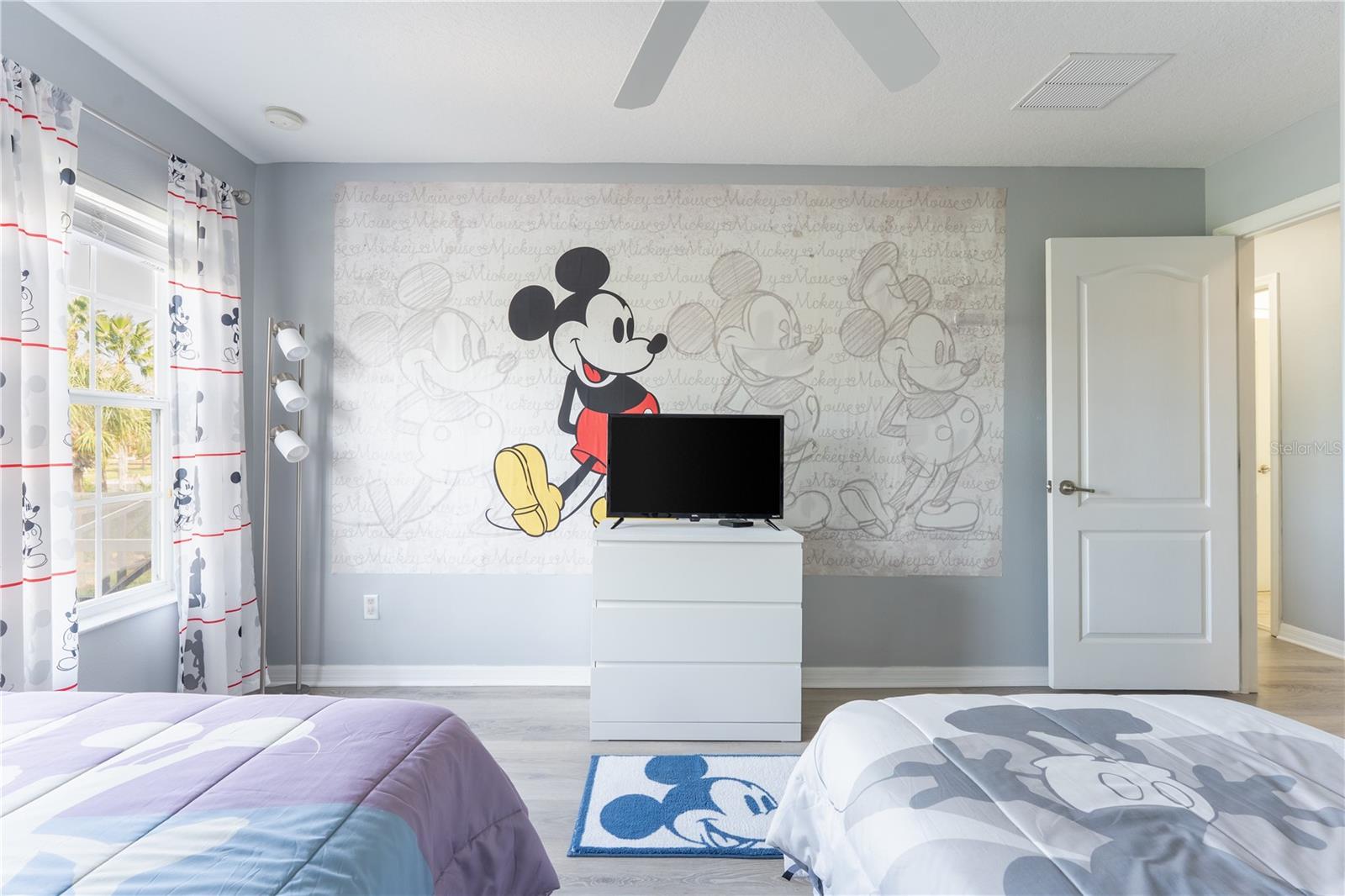 Image 20 of 67 For 8963 Majesty Palm Road