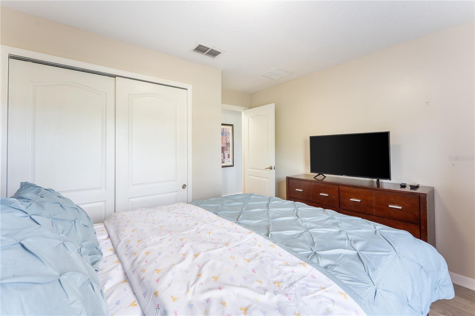 Image 23 of 67 For 8963 Majesty Palm Road