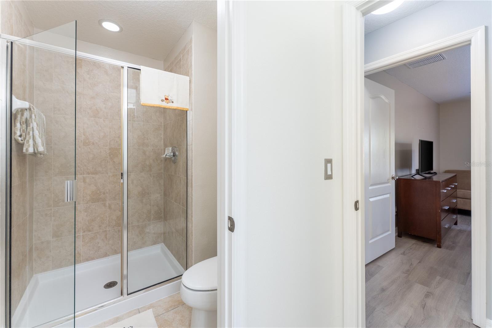 Image 27 of 67 For 8963 Majesty Palm Road